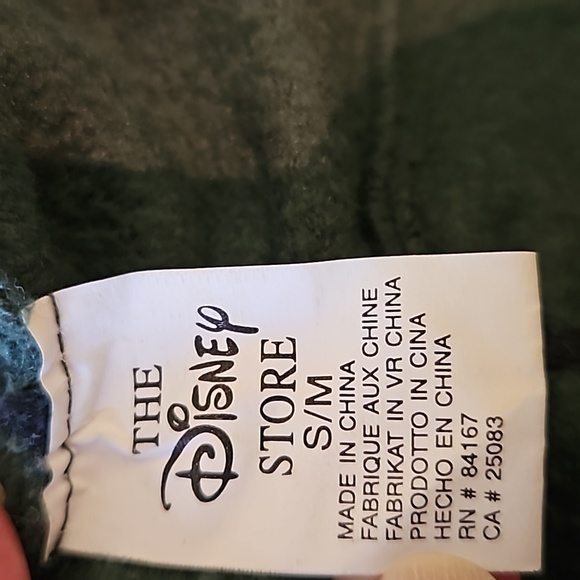 Winnie the Pooh and Tigger fleece scarf and gloves - Picture 5 of 11